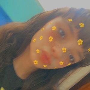 Meet your Posher, Raquel